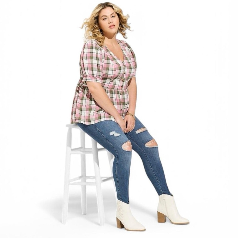 Torrid Blouse Sz 2XL Babydoll Crinkle Flannel Gauze Button Up Short Sleeve Top